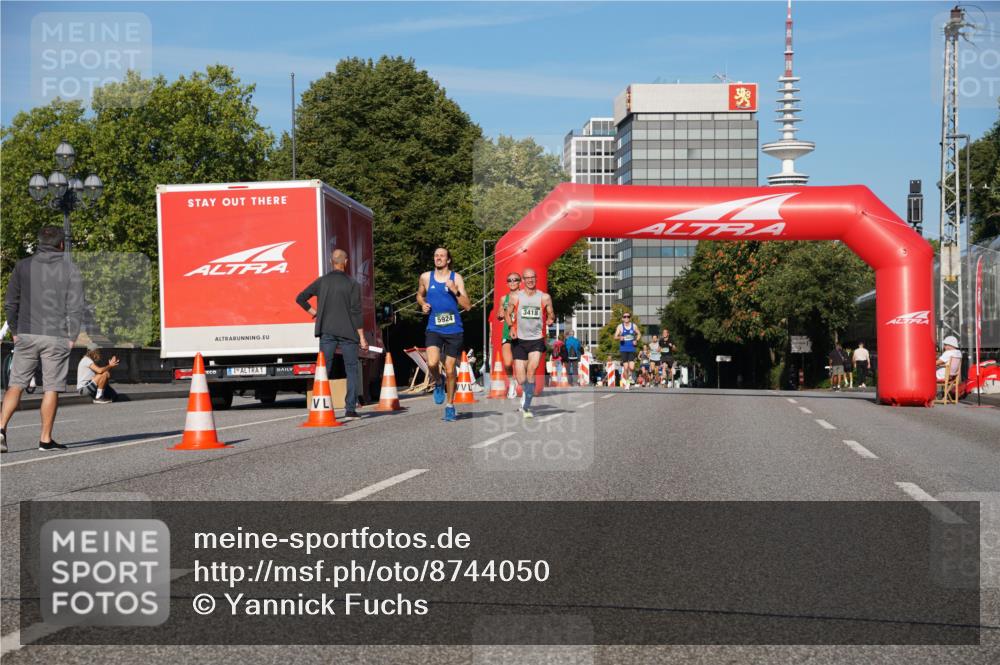 07.09.2025 - BARMER Alsterlauf Yannick Fuchs http://msf.ph/oto/8744050 07.09.2025 09:29:37 Laufen 1, 5924, 3418 meine-sportfotos.de