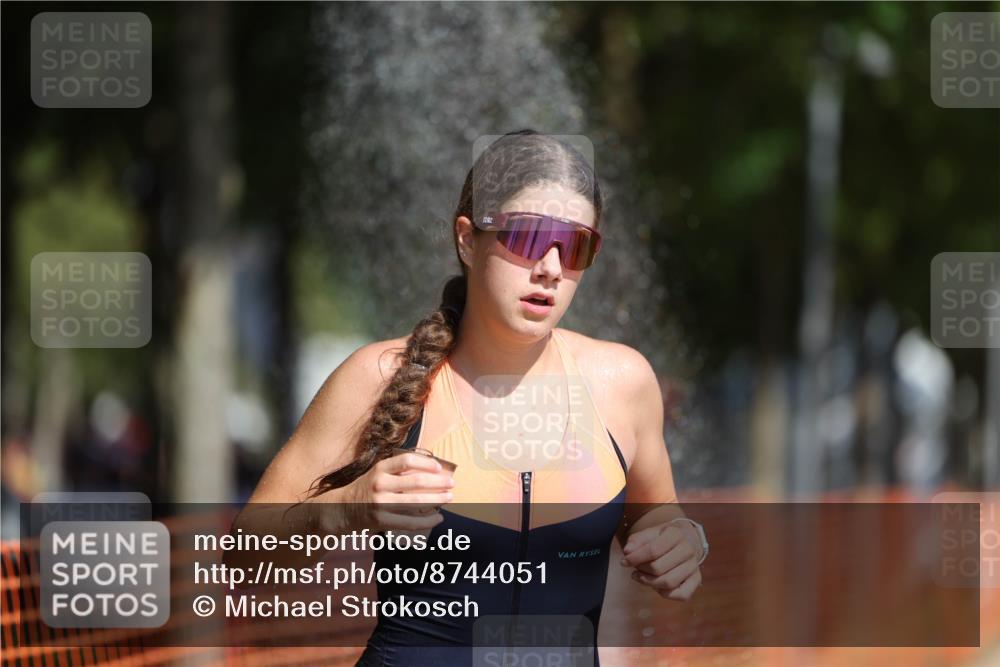 07.09.2025 - 19. Norderstedt Triathlon Michael Strokosch http://msf.ph/oto/8744051 07.09.2025 11:57:07 Laufen 768, 1176, 1195 meine-sportfotos.de