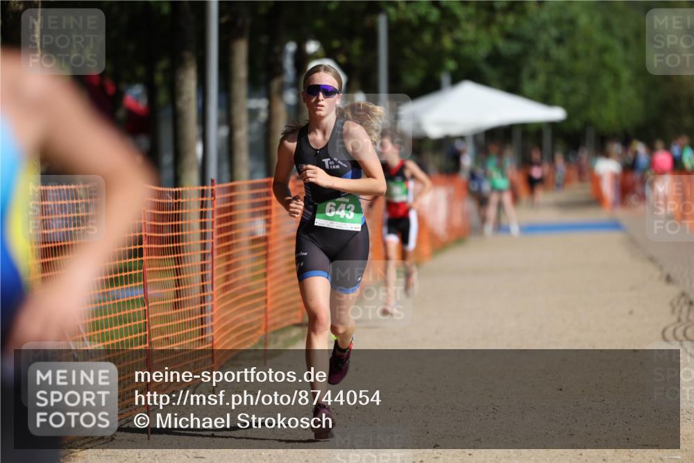07.09.2025 - 19. Norderstedt Triathlon Michael Strokosch http://msf.ph/oto/8744054 07.09.2025 10:58:13 Laufen 57, 129, 643, 693 meine-sportfotos.de