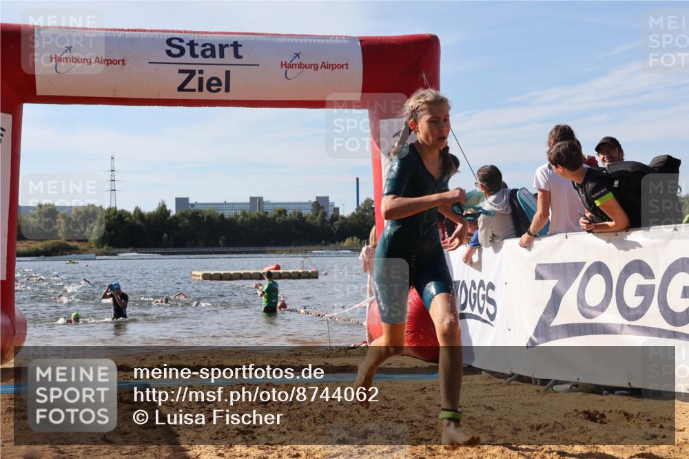 07.09.2025 - 19. Norderstedt Triathlon Luisa Fischer http://msf.ph/oto/8744062 07.09.2025 10:22:54 Schwimmen 109, 118, 131, 638, 670, 684 meine-sportfotos.de