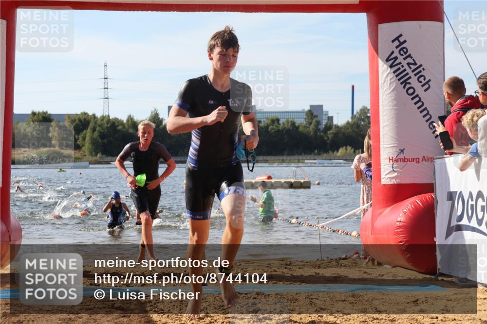 07.09.2025 - 19. Norderstedt Triathlon Luisa Fischer http://msf.ph/oto/8744104 07.09.2025 10:23:02 Schwimmen 58, 93, 118, 638, 669 meine-sportfotos.de