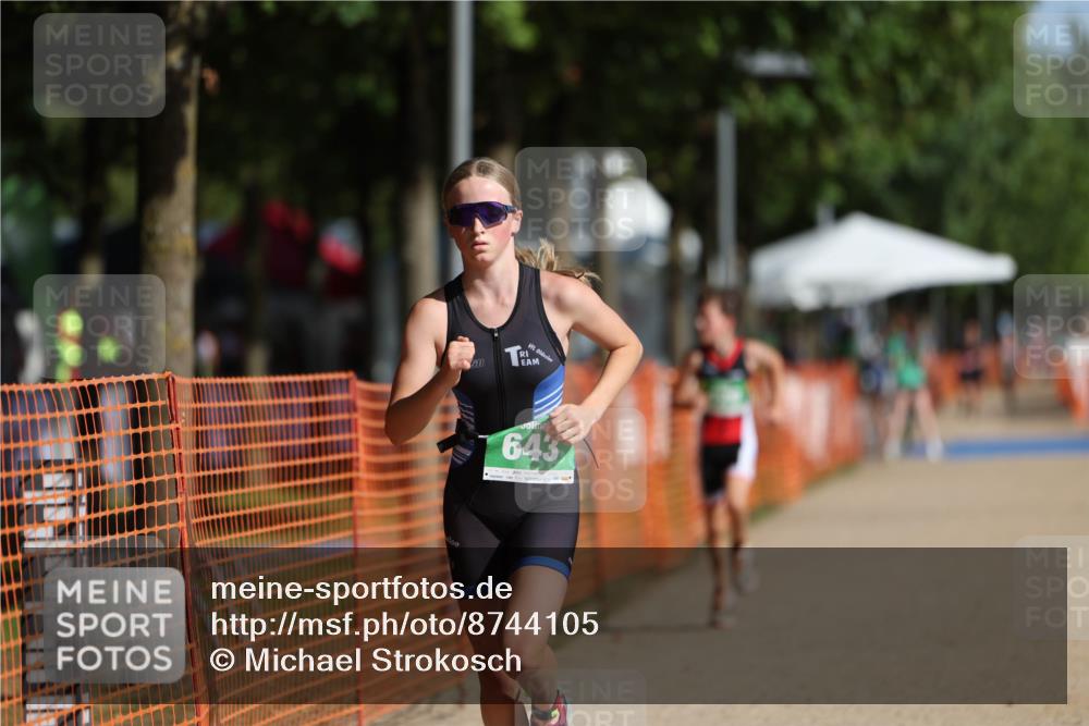 07.09.2025 - 19. Norderstedt Triathlon Michael Strokosch http://msf.ph/oto/8744105 07.09.2025 10:58:14 Laufen 57, 129, 643, 693 meine-sportfotos.de