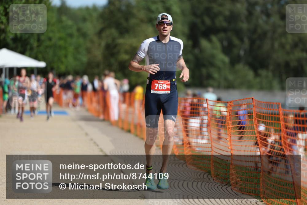 07.09.2025 - 19. Norderstedt Triathlon Michael Strokosch http://msf.ph/oto/8744109 07.09.2025 11:57:11 Laufen 768 meine-sportfotos.de