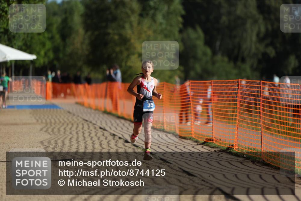 07.09.2025 - 19. Norderstedt Triathlon Michael Strokosch http://msf.ph/oto/8744125 07.09.2025 09:18:23 Laufen 35 meine-sportfotos.de