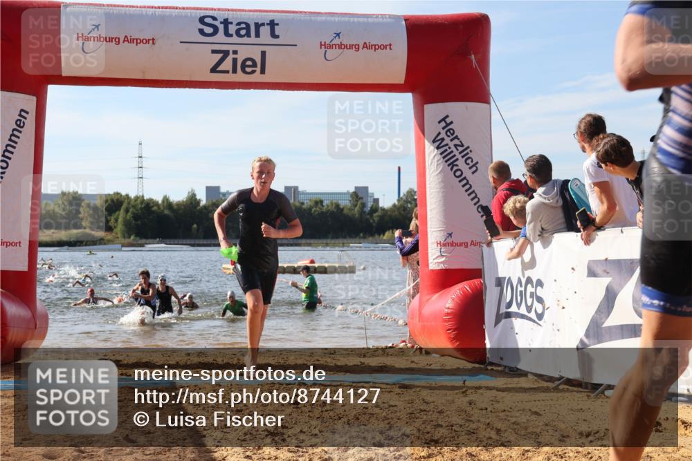 07.09.2025 - 19. Norderstedt Triathlon Luisa Fischer http://msf.ph/oto/8744127 07.09.2025 10:23:03 Schwimmen 58, 64, 93, 118, 638, 669 meine-sportfotos.de