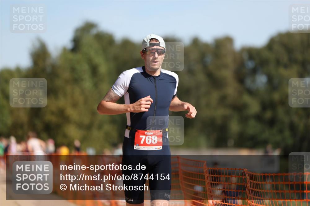 07.09.2025 - 19. Norderstedt Triathlon Michael Strokosch http://msf.ph/oto/8744154 07.09.2025 11:57:13 Laufen 768, 1199 meine-sportfotos.de