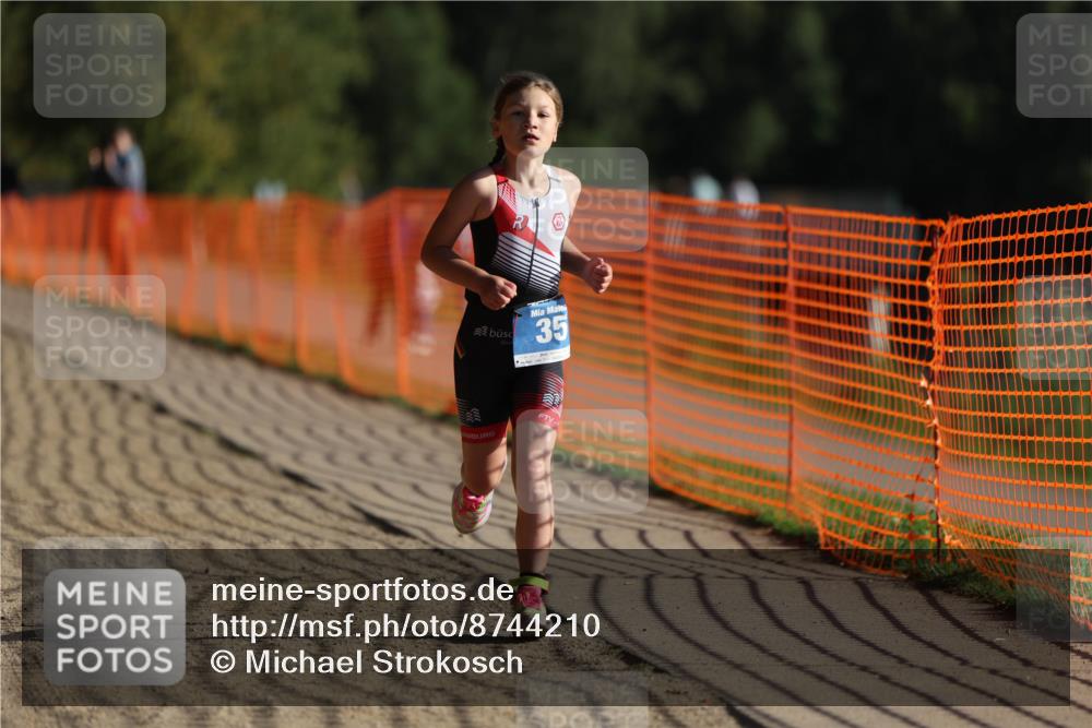 07.09.2025 - 19. Norderstedt Triathlon Michael Strokosch http://msf.ph/oto/8744210 07.09.2025 09:18:25 Laufen 35 meine-sportfotos.de