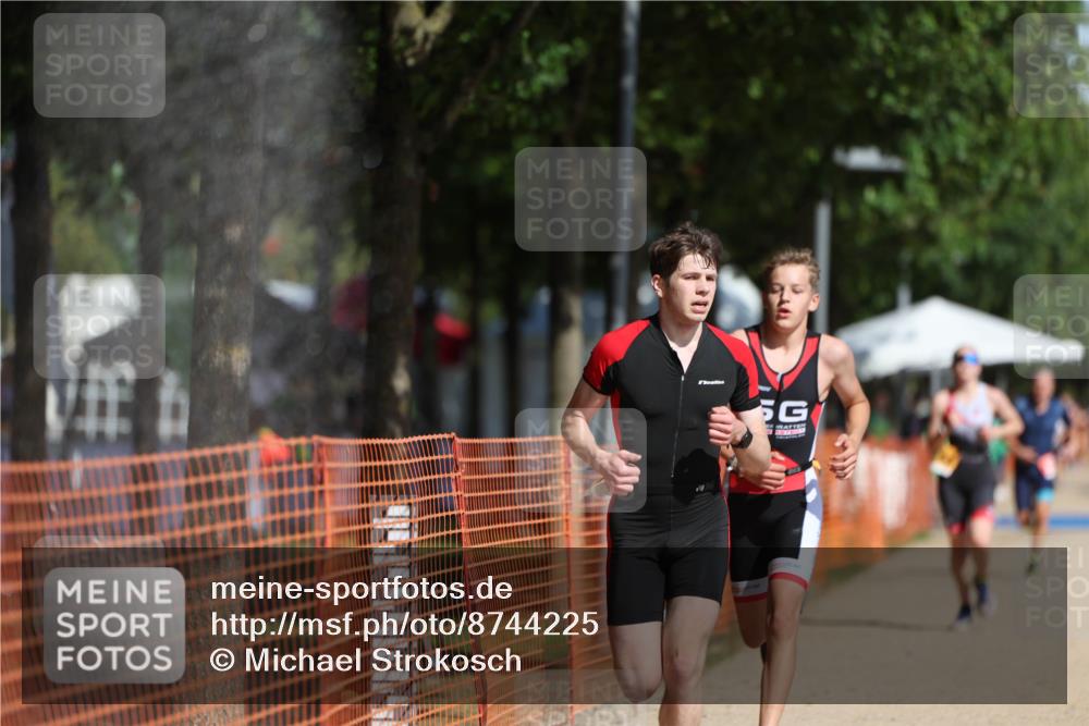 07.09.2025 - 19. Norderstedt Triathlon Michael Strokosch http://msf.ph/oto/8744225 07.09.2025 11:57:20 Laufen 1153, 1162, 1199 meine-sportfotos.de