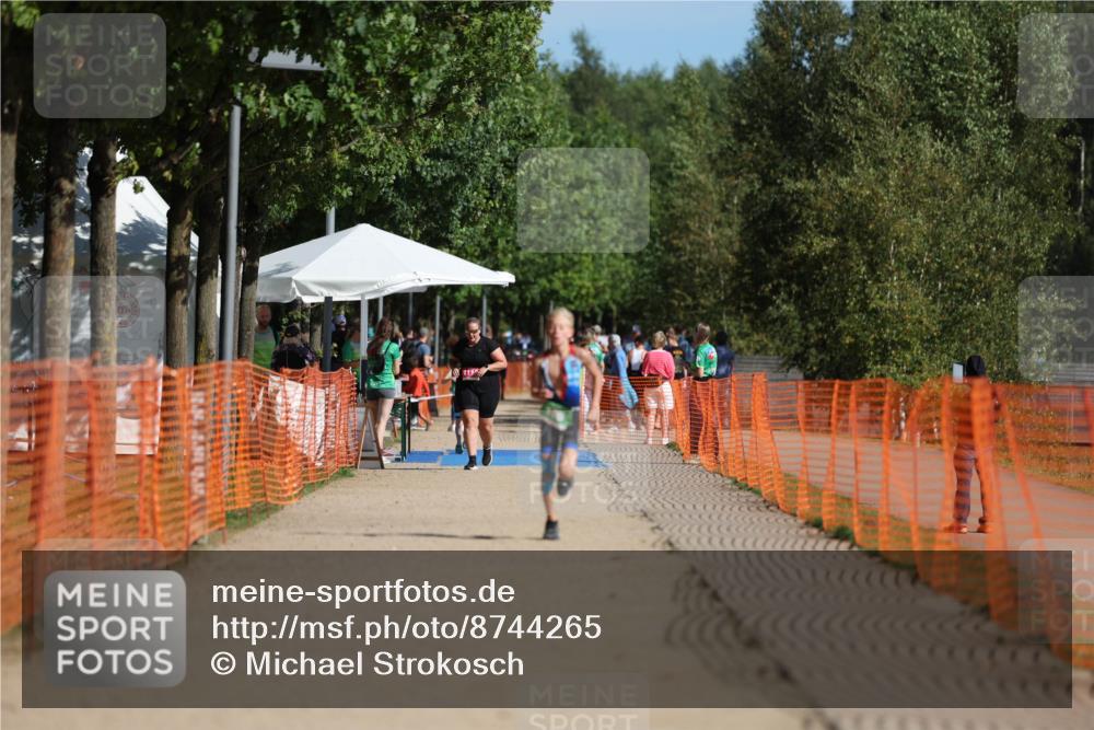 07.09.2025 - 19. Norderstedt Triathlon Michael Strokosch http://msf.ph/oto/8744265 07.09.2025 10:58:32 Laufen 106 meine-sportfotos.de