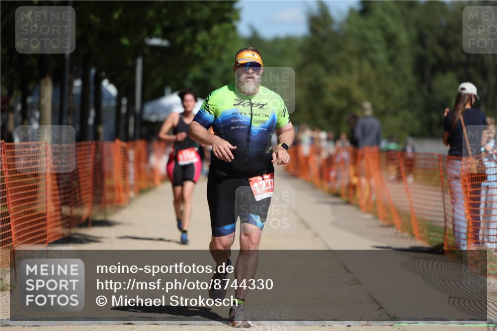 07.09.2025 - 19. Norderstedt Triathlon Michael Strokosch http://msf.ph/oto/8744330 07.09.2025 12:34:15 Laufen 1237, 1333, 1368 meine-sportfotos.de