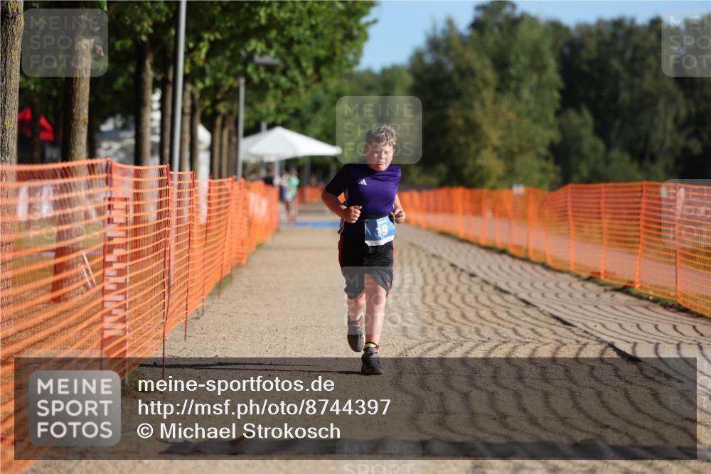 07.09.2025 - 19. Norderstedt Triathlon Michael Strokosch http://msf.ph/oto/8744397 07.09.2025 09:21:14 Laufen 19 meine-sportfotos.de
