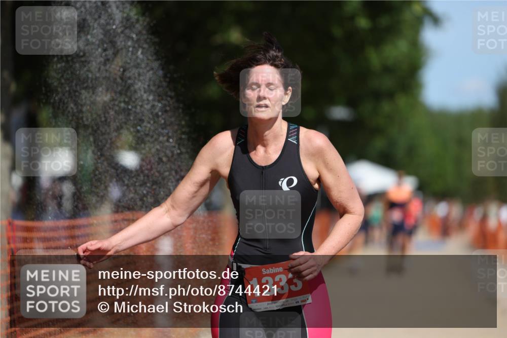 07.09.2025 - 19. Norderstedt Triathlon Michael Strokosch http://msf.ph/oto/8744421 07.09.2025 12:34:21 Laufen 1333 meine-sportfotos.de