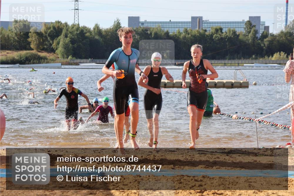 07.09.2025 - 19. Norderstedt Triathlon Luisa Fischer http://msf.ph/oto/8744437 07.09.2025 10:23:12 Schwimmen 58, 64, 93, 96, 119, 125, 133, 669, 682, 685 meine-sportfotos.de