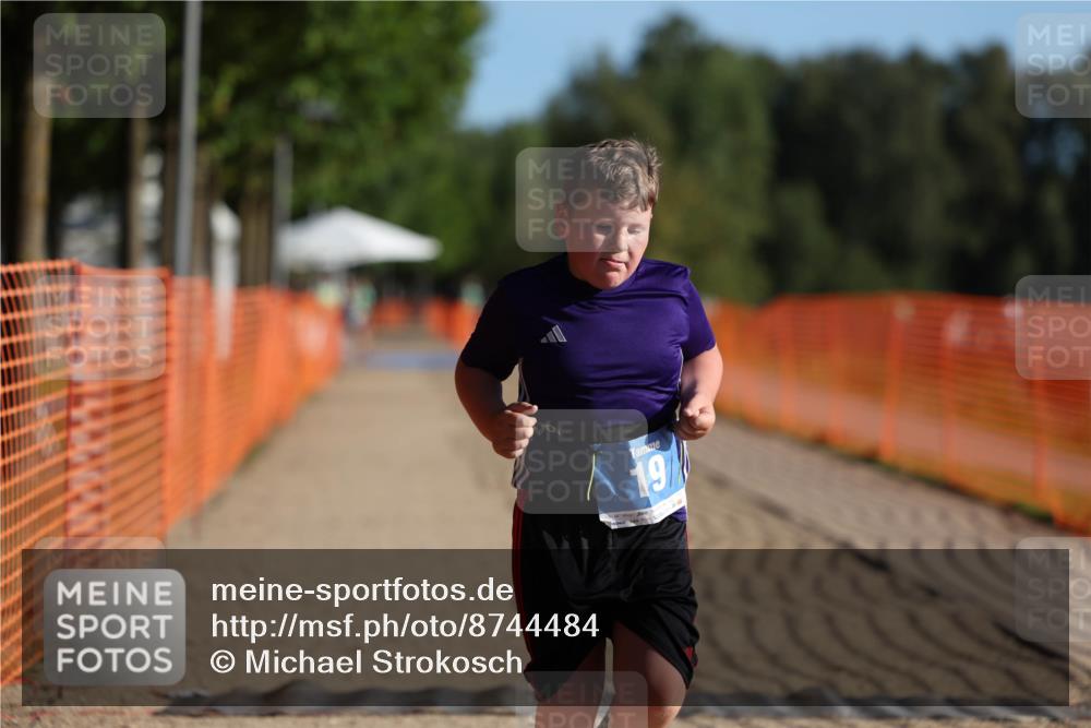 07.09.2025 - 19. Norderstedt Triathlon Michael Strokosch http://msf.ph/oto/8744484 07.09.2025 09:21:17 Laufen 19 meine-sportfotos.de