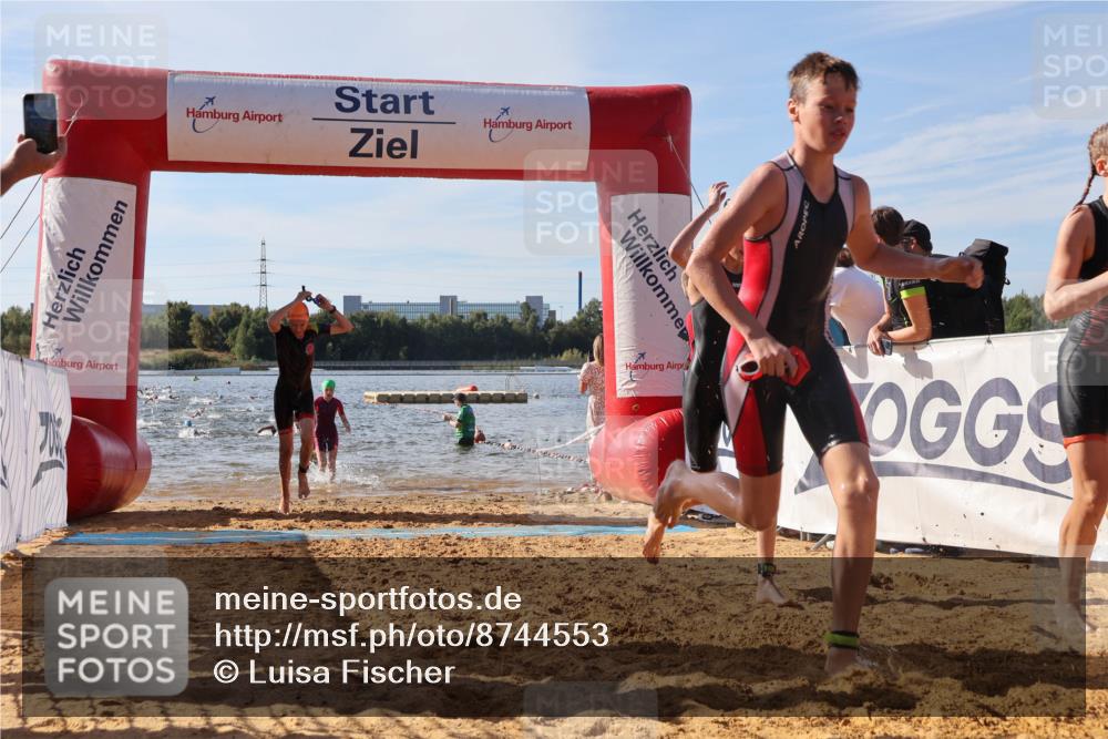 07.09.2025 - 19. Norderstedt Triathlon Luisa Fischer http://msf.ph/oto/8744553 07.09.2025 10:23:15 Schwimmen 58, 64, 74, 96, 119, 125, 133, 669, 682, 685 meine-sportfotos.de
