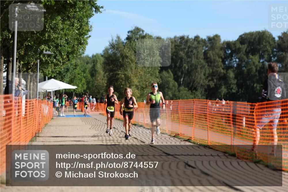 07.09.2025 - 19. Norderstedt Triathlon Michael Strokosch http://msf.ph/oto/8744557 07.09.2025 09:42:33 Laufen 557, 594, 595, 600 meine-sportfotos.de