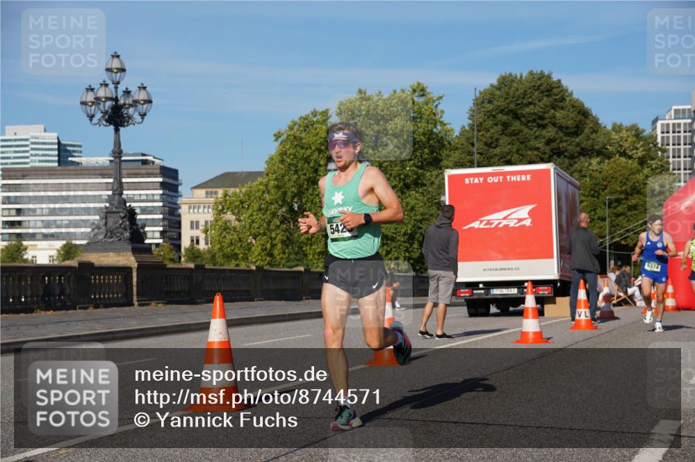 07.09.2025 - BARMER Alsterlauf Yannick Fuchs http://msf.ph/oto/8744571 07.09.2025 09:30:02 Laufen 542, 5374 meine-sportfotos.de