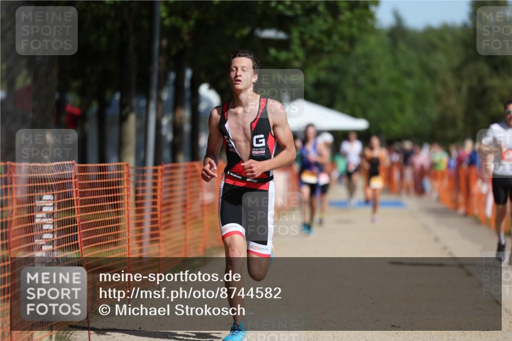 07.09.2025 - 19. Norderstedt Triathlon Michael Strokosch http://msf.ph/oto/8744582 07.09.2025 11:57:46 Laufen 300, 1179, 1186 meine-sportfotos.de