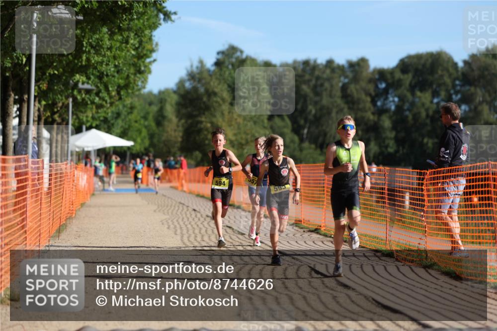 07.09.2025 - 19. Norderstedt Triathlon Michael Strokosch http://msf.ph/oto/8744626 07.09.2025 09:42:35 Laufen 557, 594, 595, 600 meine-sportfotos.de