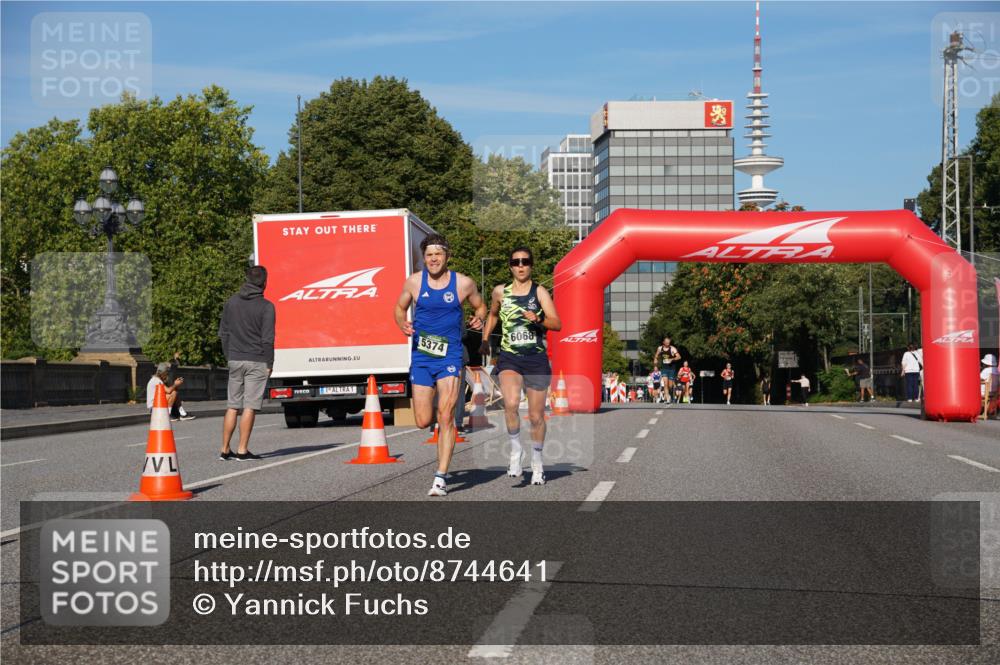 07.09.2025 - BARMER Alsterlauf Yannick Fuchs http://msf.ph/oto/8744641 07.09.2025 09:30:03 Laufen 1, 6068, 5374 meine-sportfotos.de