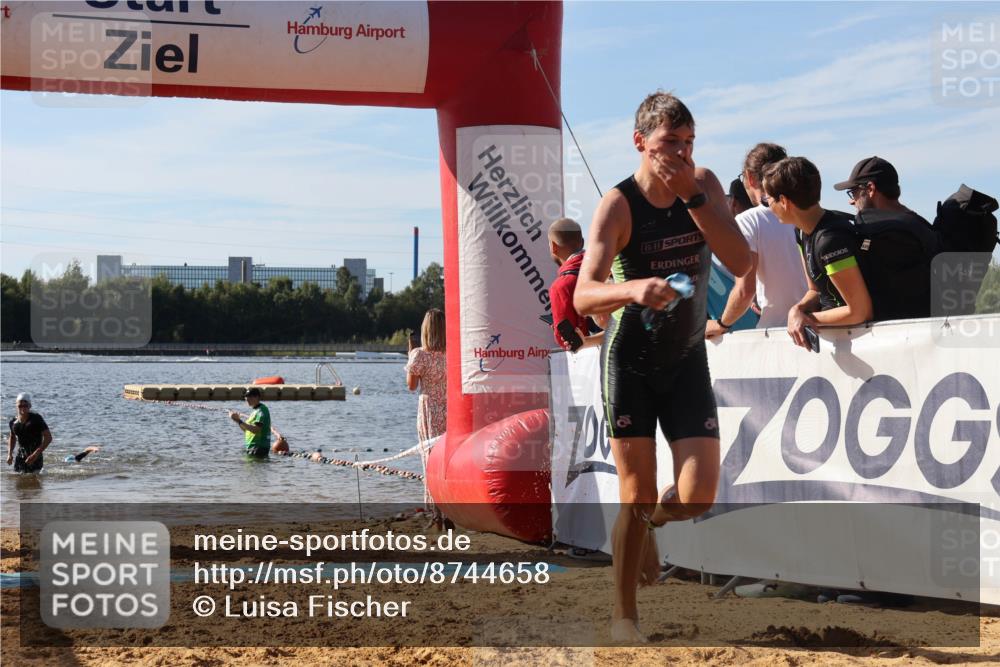 07.09.2025 - 19. Norderstedt Triathlon Luisa Fischer http://msf.ph/oto/8744658 07.09.2025 10:23:23 Schwimmen 74, 96, 125, 133, 651, 668, 682, 685 meine-sportfotos.de