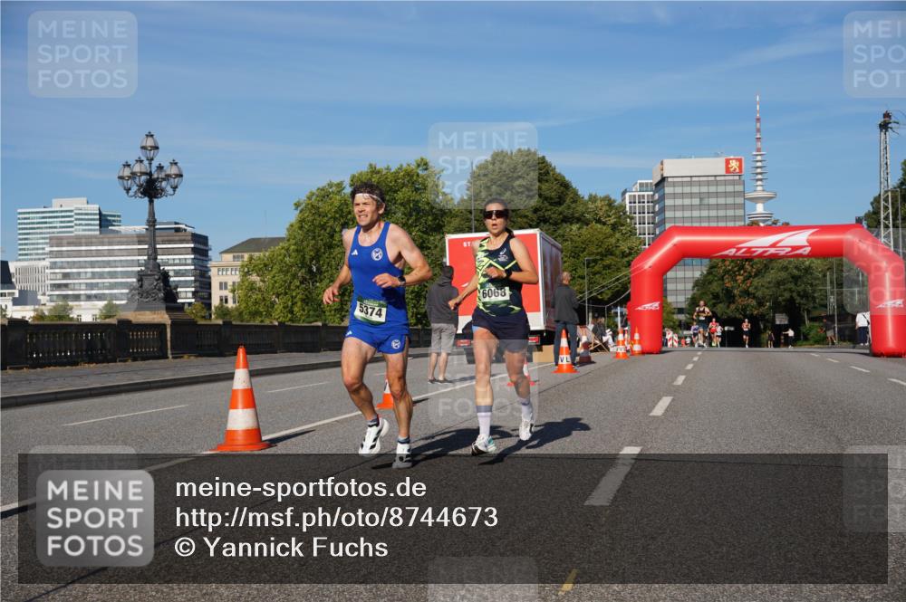 07.09.2025 - BARMER Alsterlauf Yannick Fuchs http://msf.ph/oto/8744673 07.09.2025 09:30:05 Laufen 5374, 6068 meine-sportfotos.de