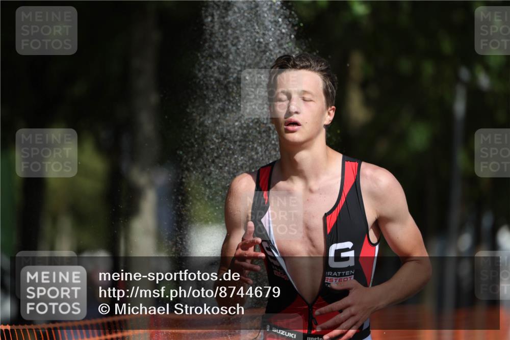 07.09.2025 - 19. Norderstedt Triathlon Michael Strokosch http://msf.ph/oto/8744679 07.09.2025 11:57:49 Laufen 300, 1179, 1186, 1211 meine-sportfotos.de