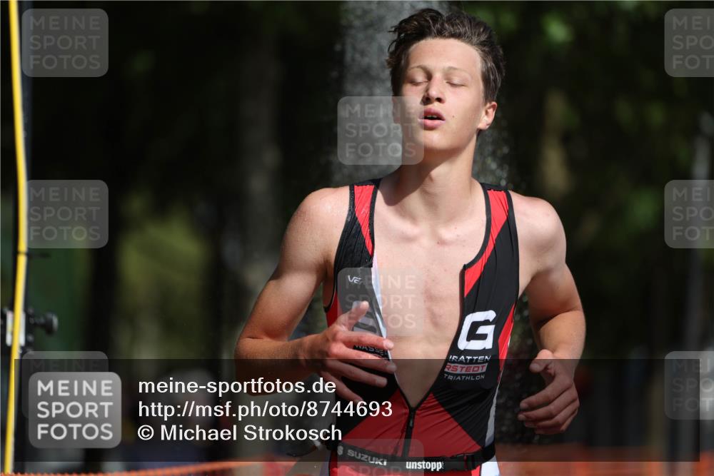 07.09.2025 - 19. Norderstedt Triathlon Michael Strokosch http://msf.ph/oto/8744693 07.09.2025 11:57:49 Laufen 300, 1179, 1186, 1211 meine-sportfotos.de