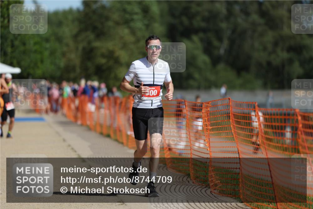 07.09.2025 - 19. Norderstedt Triathlon Michael Strokosch http://msf.ph/oto/8744709 07.09.2025 11:57:50 Laufen 300, 1179, 1186, 1211 meine-sportfotos.de