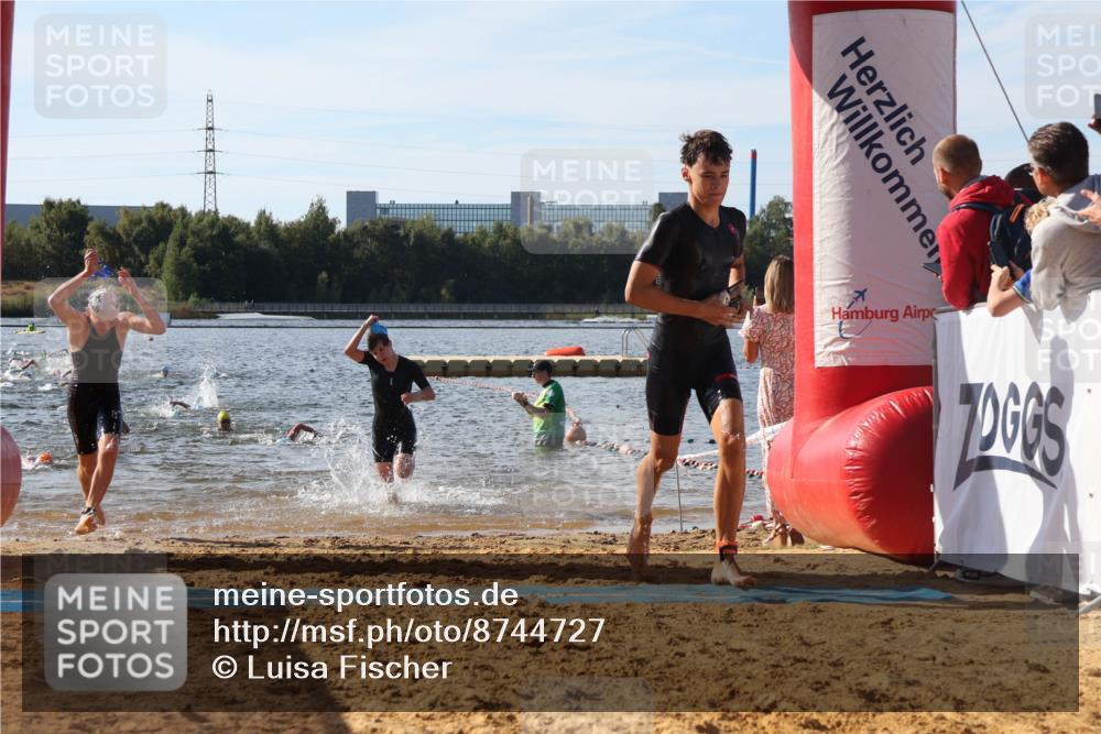 07.09.2025 - 19. Norderstedt Triathlon Luisa Fischer http://msf.ph/oto/8744727 07.09.2025 10:23:29 Schwimmen 74, 637, 651, 668, 678, 689 meine-sportfotos.de