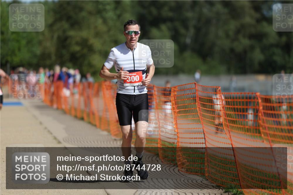 07.09.2025 - 19. Norderstedt Triathlon Michael Strokosch http://msf.ph/oto/8744728 07.09.2025 11:57:51 Laufen 300, 1179, 1186, 1211 meine-sportfotos.de