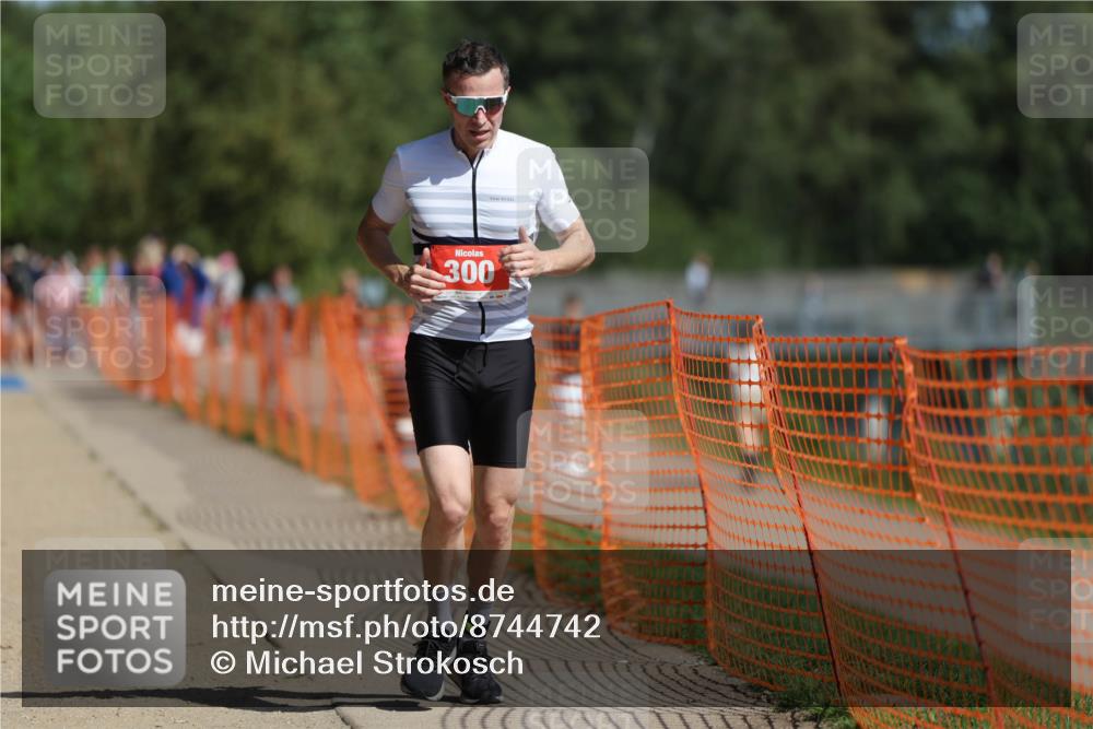 07.09.2025 - 19. Norderstedt Triathlon Michael Strokosch http://msf.ph/oto/8744742 07.09.2025 11:57:51 Laufen 300, 1179, 1186, 1211 meine-sportfotos.de