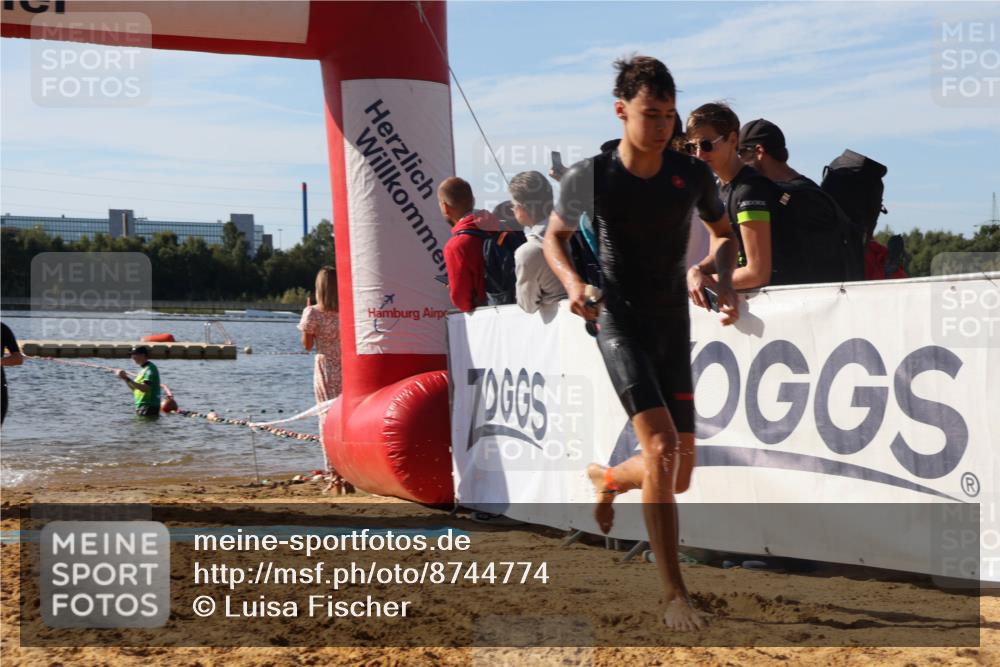 07.09.2025 - 19. Norderstedt Triathlon Luisa Fischer http://msf.ph/oto/8744774 07.09.2025 10:23:30 Schwimmen 74, 637, 651, 668, 678, 689 meine-sportfotos.de