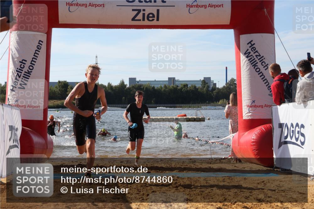 07.09.2025 - 19. Norderstedt Triathlon Luisa Fischer http://msf.ph/oto/8744860 07.09.2025 10:23:31 Schwimmen 74, 76, 637, 651, 668, 678, 689 meine-sportfotos.de