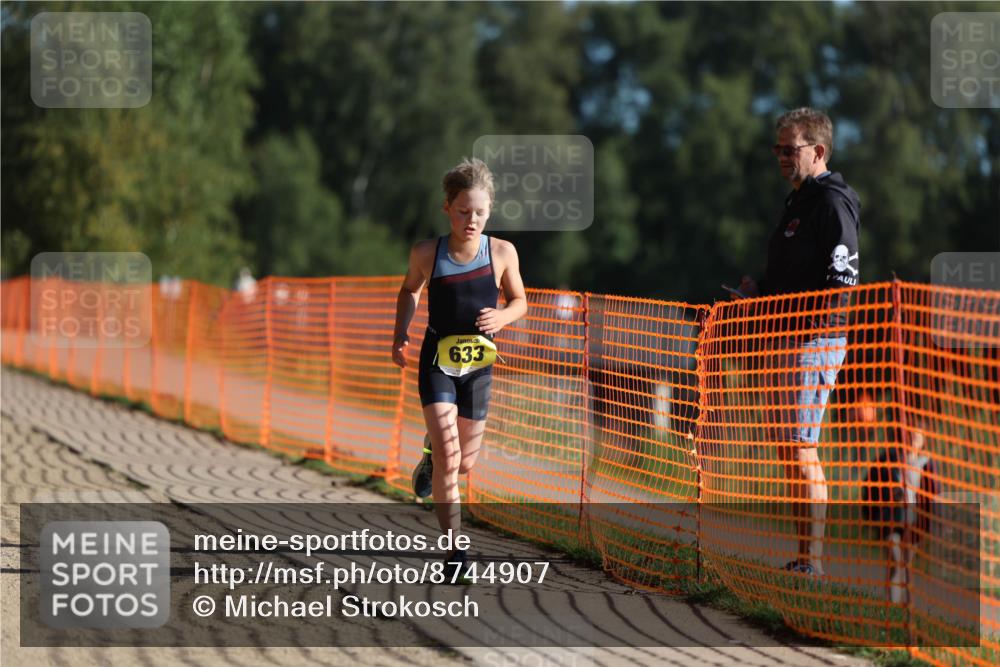 07.09.2025 - 19. Norderstedt Triathlon Michael Strokosch http://msf.ph/oto/8744907 07.09.2025 09:42:49 Laufen 604, 633 meine-sportfotos.de