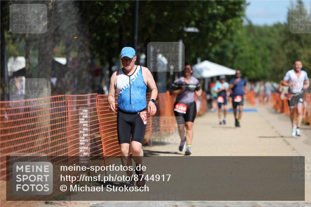 07.09.2025 - 19. Norderstedt Triathlon Michael Strokosch http://msf.ph/oto/8744917 07.09.2025 12:35:03 Laufen 838, 1286, 1371 meine-sportfotos.de