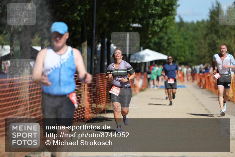 07.09.2025 - 19. Norderstedt Triathlon Michael Strokosch http://msf.ph/oto/8744952 07.09.2025 12:35:05 Laufen 251, 838, 1286, 1371 meine-sportfotos.de