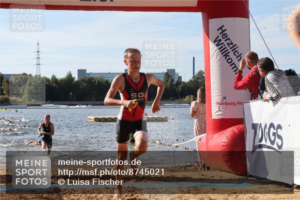 07.09.2025 - 19. Norderstedt Triathlon Luisa Fischer http://msf.ph/oto/8745021 07.09.2025 10:23:43 Schwimmen 57, 76, 107, 637, 643, 661, 678 meine-sportfotos.de