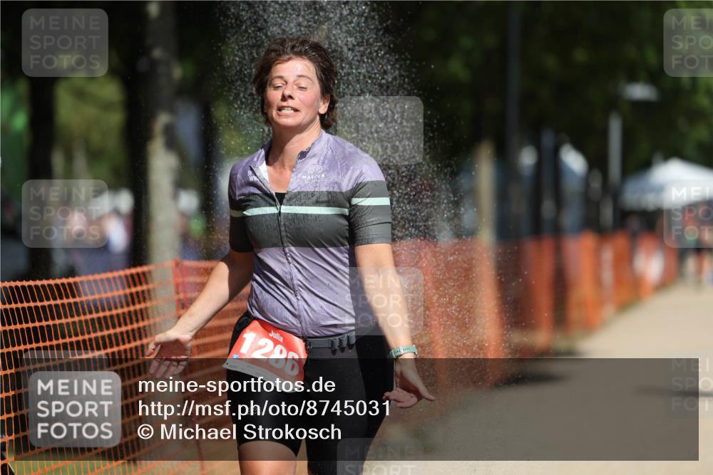 07.09.2025 - 19. Norderstedt Triathlon Michael Strokosch http://msf.ph/oto/8745031 07.09.2025 12:35:09 Laufen 251, 838, 1286 meine-sportfotos.de