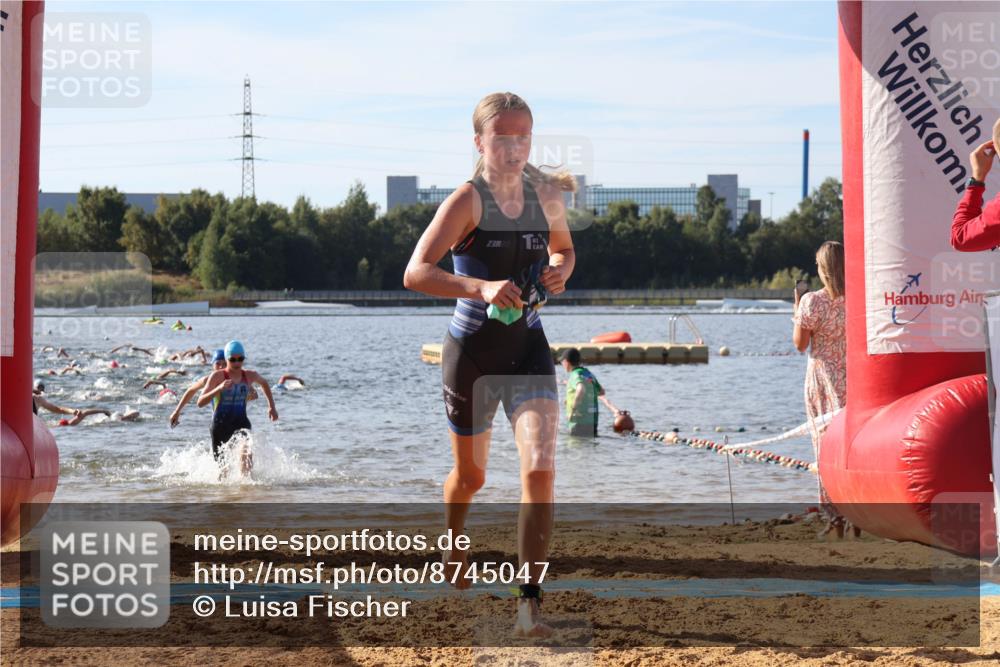 07.09.2025 - 19. Norderstedt Triathlon Luisa Fischer http://msf.ph/oto/8745047 07.09.2025 10:23:47 Schwimmen 57, 70, 76, 89, 107, 114, 643, 661, 678 meine-sportfotos.de
