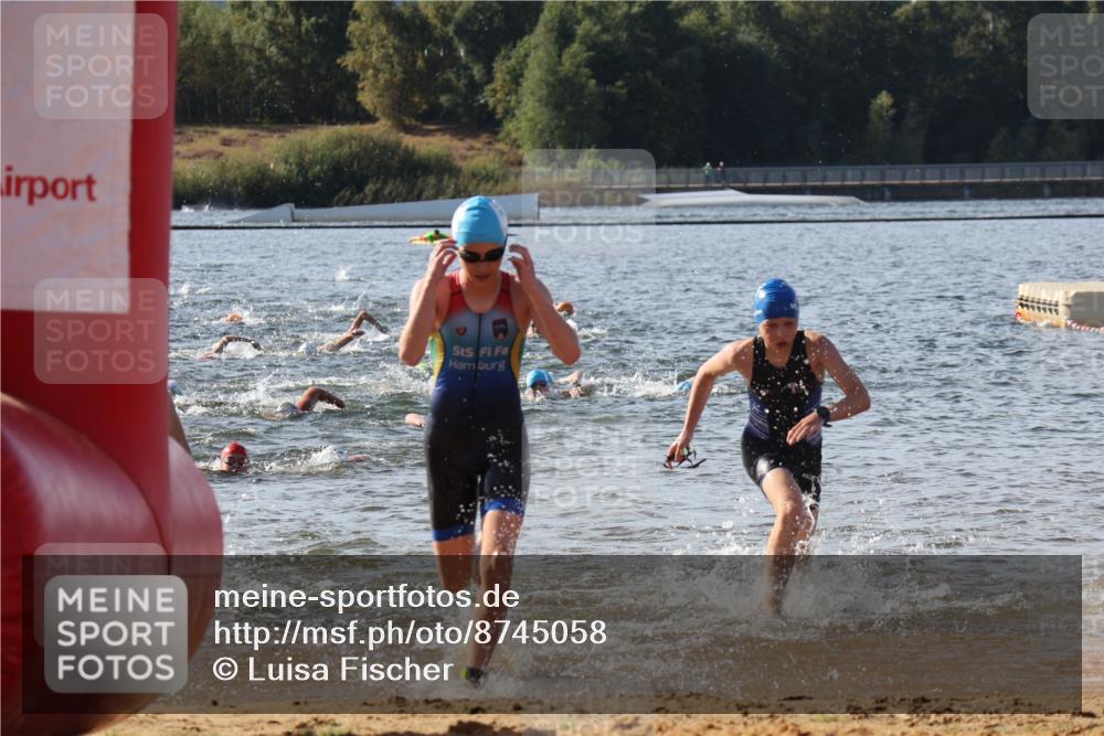 07.09.2025 - 19. Norderstedt Triathlon Luisa Fischer http://msf.ph/oto/8745058 07.09.2025 10:23:49 Schwimmen 57, 70, 76, 89, 107, 114, 643, 661 meine-sportfotos.de