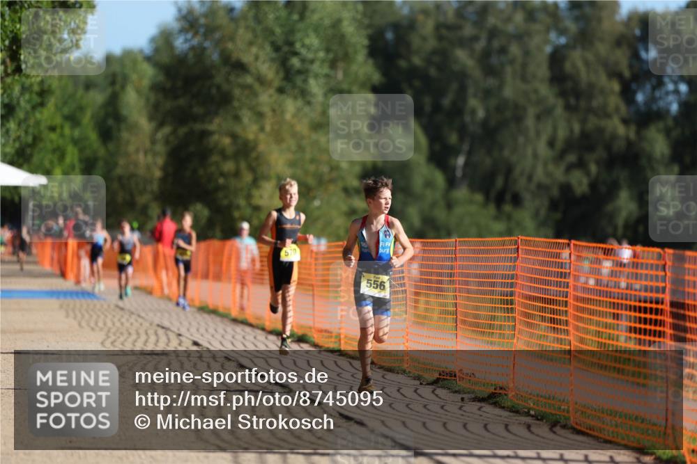 07.09.2025 - 19. Norderstedt Triathlon Michael Strokosch http://msf.ph/oto/8745095 07.09.2025 09:43:16 Laufen 556, 570 meine-sportfotos.de