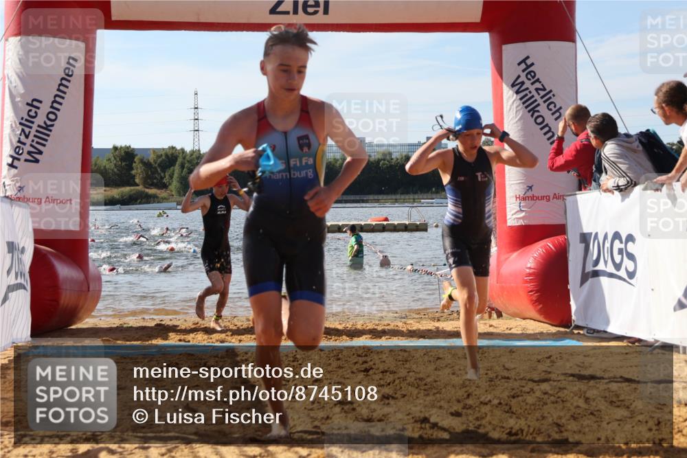 07.09.2025 - 19. Norderstedt Triathlon Luisa Fischer http://msf.ph/oto/8745108 07.09.2025 10:23:52 Schwimmen 70, 89, 107, 114, 643, 661 meine-sportfotos.de