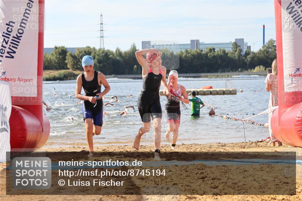 07.09.2025 - 19. Norderstedt Triathlon Luisa Fischer http://msf.ph/oto/8745194 07.09.2025 10:24:03 Schwimmen 70, 71, 75, 89, 113, 114, 635, 636 meine-sportfotos.de