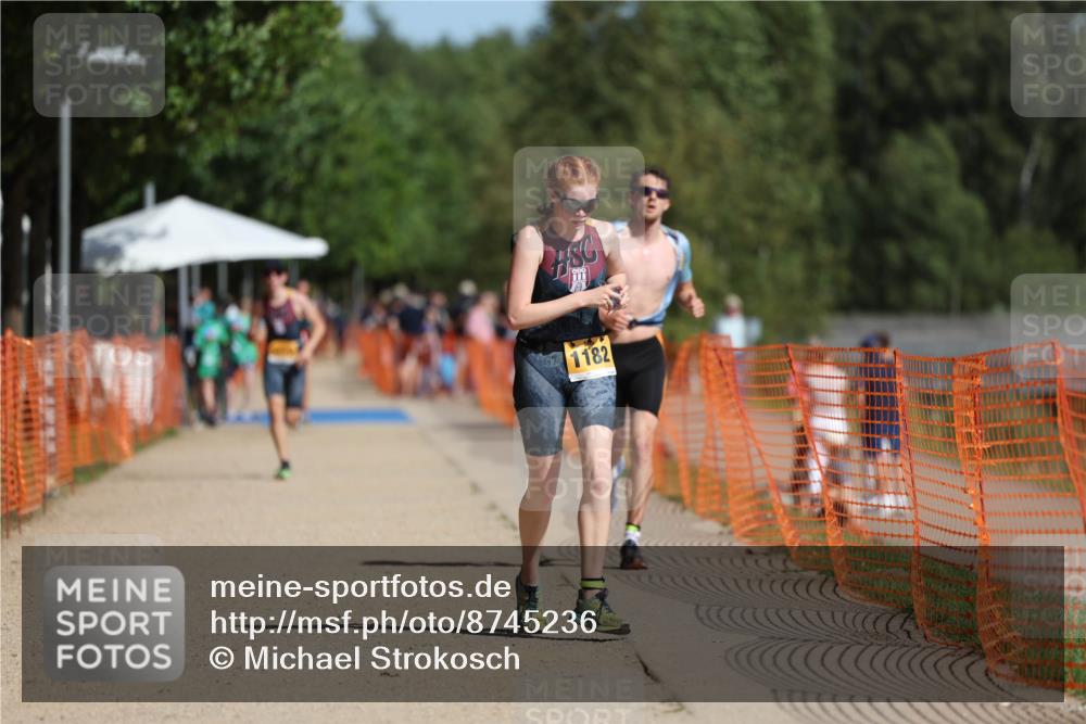 07.09.2025 - 19. Norderstedt Triathlon Michael Strokosch http://msf.ph/oto/8745236 07.09.2025 11:58:23 Laufen 185, 1172, 1182, 1279 meine-sportfotos.de