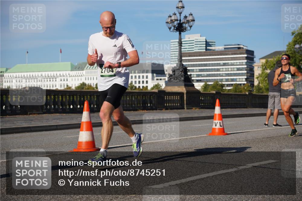 07.09.2025 - BARMER Alsterlauf Yannick Fuchs http://msf.ph/oto/8745251 07.09.2025 09:30:46 Laufen 2704 meine-sportfotos.de