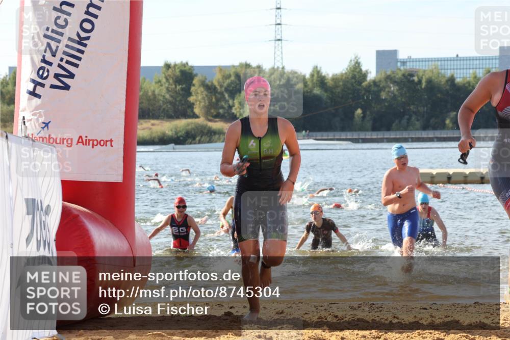 07.09.2025 - 19. Norderstedt Triathlon Luisa Fischer http://msf.ph/oto/8745304 07.09.2025 10:24:12 Schwimmen 60, 71, 75, 102, 105, 113, 115, 134, 635, 636, 660, 665 meine-sportfotos.de