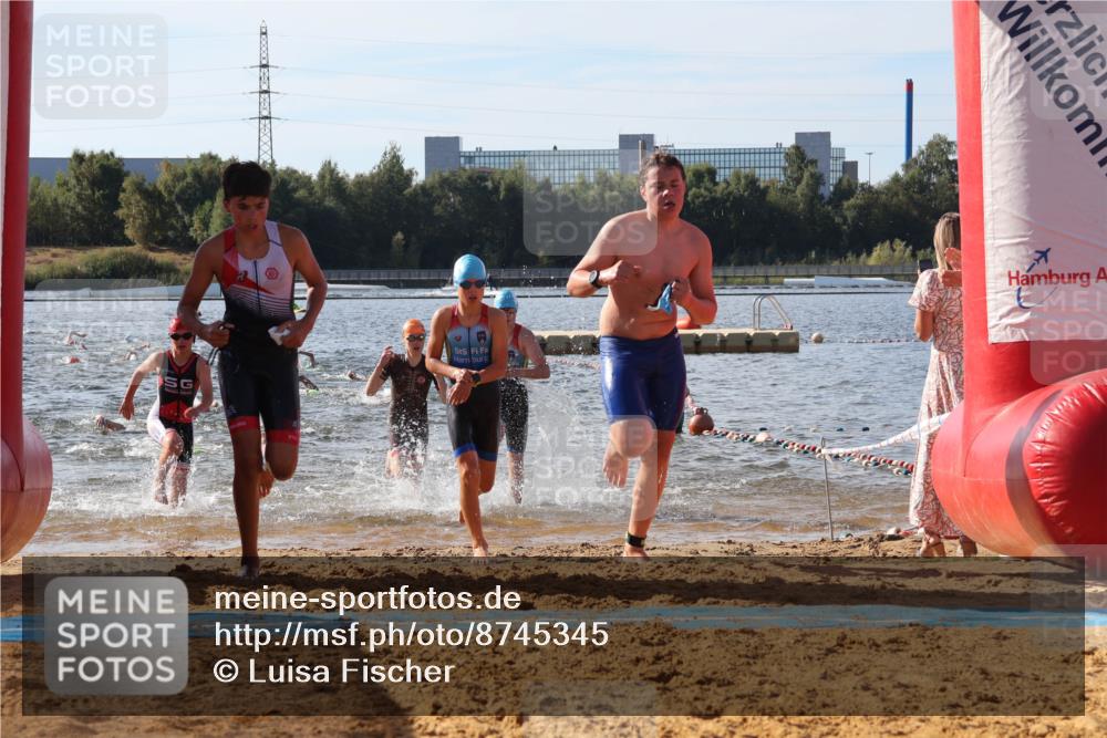 07.09.2025 - 19. Norderstedt Triathlon Luisa Fischer http://msf.ph/oto/8745345 07.09.2025 10:24:15 Schwimmen 60, 71, 75, 79, 102, 105, 113, 115, 134, 635, 636, 660, 665 meine-sportfotos.de