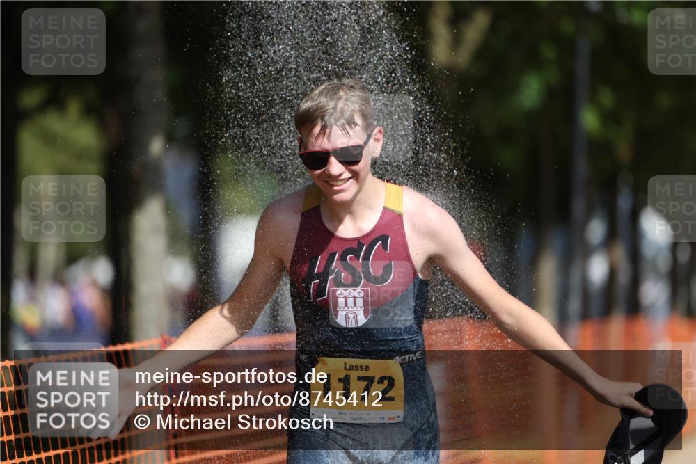 07.09.2025 - 19. Norderstedt Triathlon Michael Strokosch http://msf.ph/oto/8745412 07.09.2025 11:58:31 Laufen 185, 1172 meine-sportfotos.de