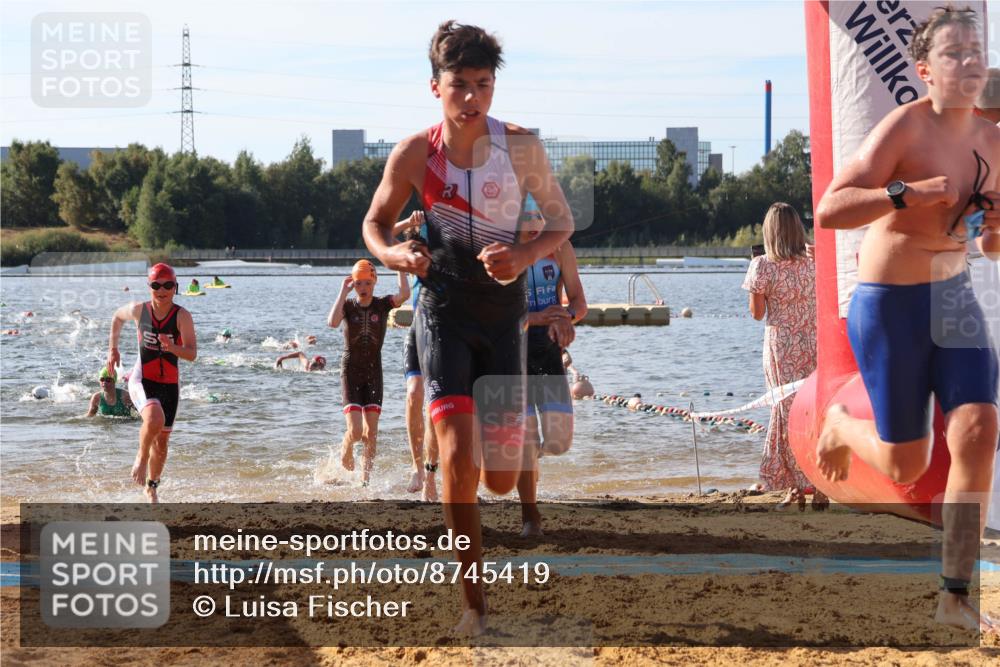07.09.2025 - 19. Norderstedt Triathlon Luisa Fischer http://msf.ph/oto/8745419 07.09.2025 10:24:17 Schwimmen 60, 79, 102, 105, 115, 134, 635, 636, 660, 665 meine-sportfotos.de